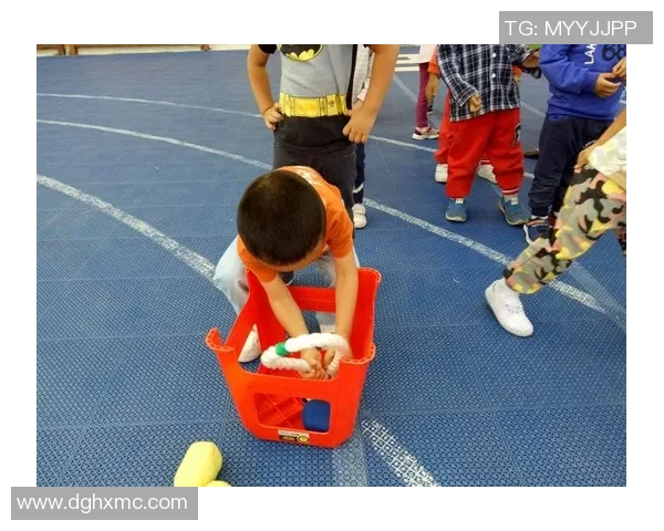 幼儿园篮球架玩具助力孩子运动成长培养团队精神与协调能力